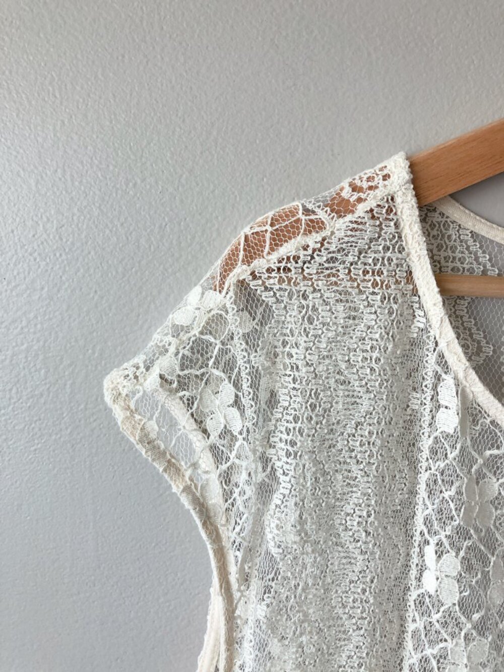 Ella Moss lace fringe top cream large - Picture 7 of 13